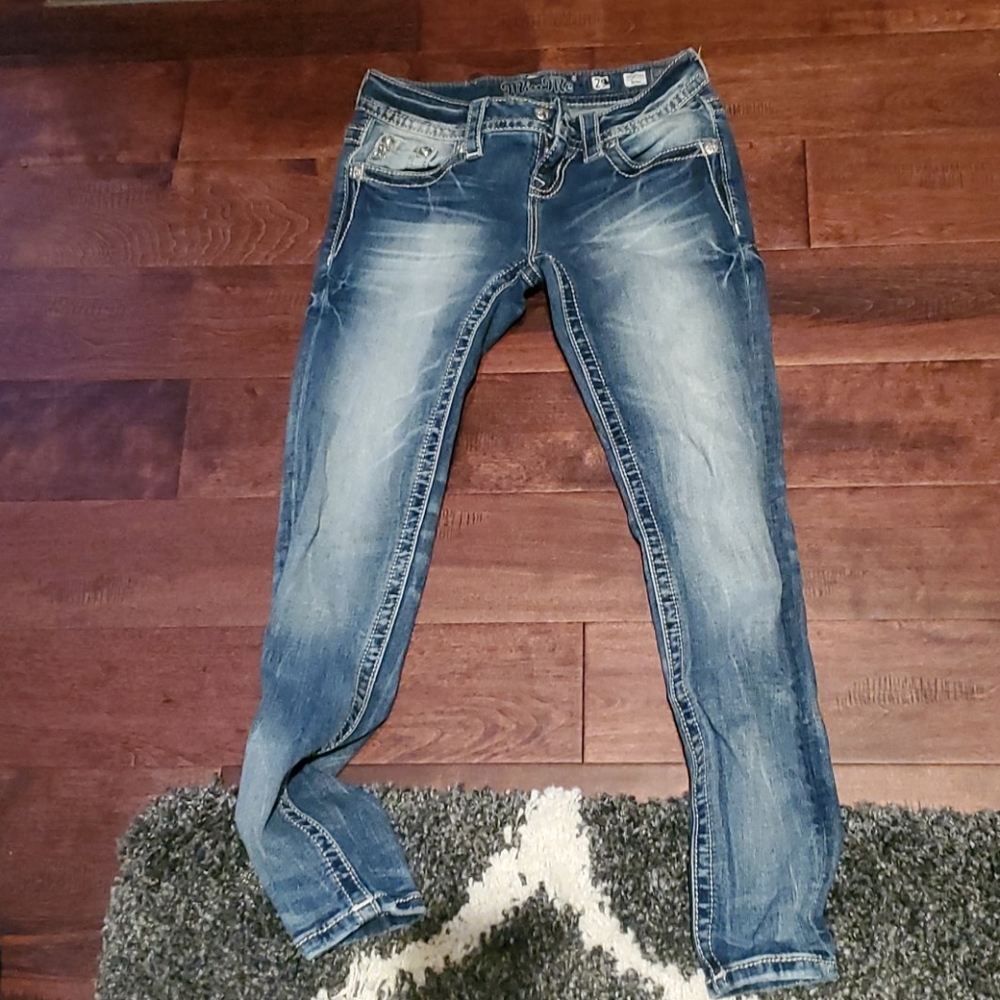 Buckle miss me jeans